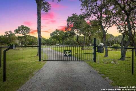 209 Sandy Oaks, Boerne, TX 78015