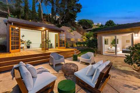2261 Garfield Rd, San Diego, CA 92110