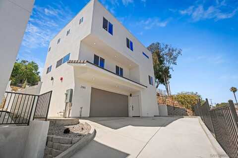 2760 Reo Dr, San Diego, CA 92139