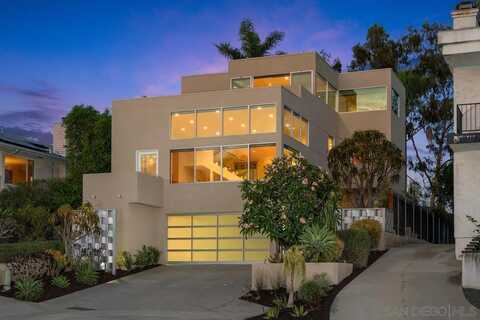 2885 Fallbrook Ln, San Diego, CA 92117