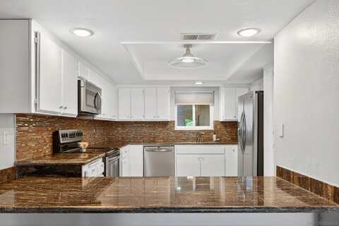 6960 Hyde Park Dr unit: 8, San Diego, CA 92119