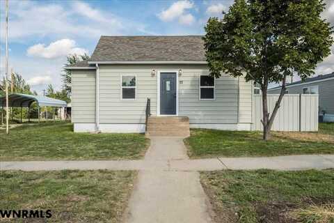 711 S WASHINGTON STREET, Kimball, NE 69145