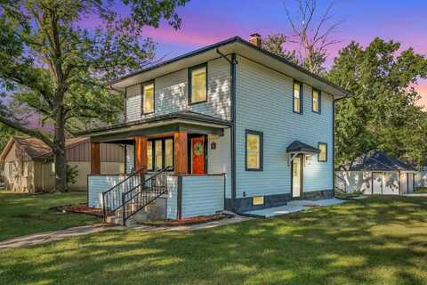 511 N Sycamore St, Peabody, KS 66866