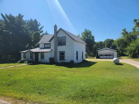 899 Gillette Lane, Wisconsin Dells, WI 53965