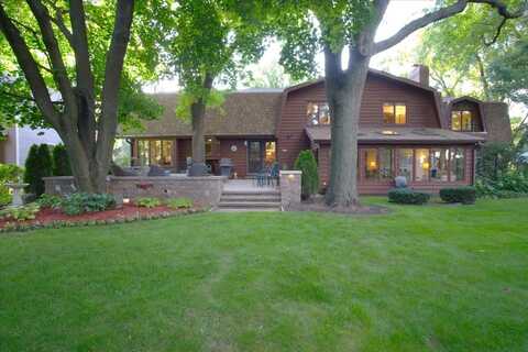 317 Everglade Drive, Madison, WI 53717