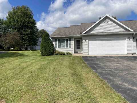 N6009 Heritage Drive, Green Lake, WI 54941