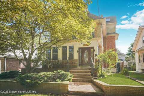 86 Fremont Avenue, Staten Island, NY 10306
