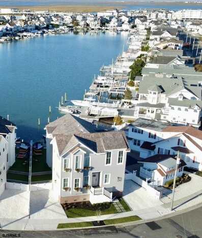 10311 Sunrise Dr, Stone Harbor, NJ 08247