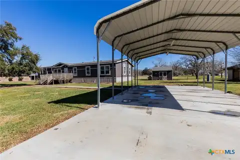 94 County Road 148, Bay City, TX 77414
