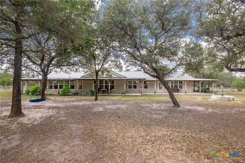 1901 Leisure Lane, Goliad, TX 77963