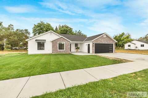 1021 Harris Loop, Blackfoot, ID 83221
