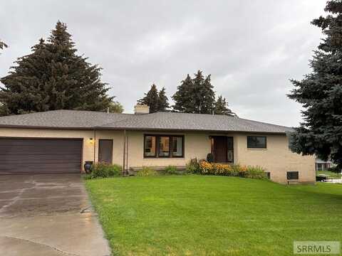 950 S 2nd E, Rexburg, ID 83440