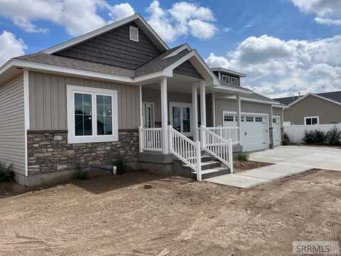 5813 Macrae Dr, Idaho Falls, ID 83402