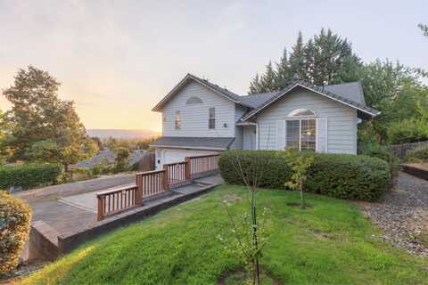 1752 NE Foothill Boulevard, Grants Pass, OR 97526
