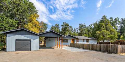 222 Shadywood Drive, Cave Junction, OR 97523