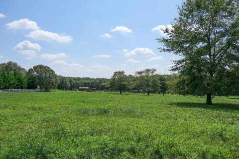 747 Bumblebee Lane, Wellford, SC 29385