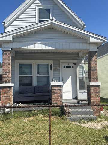 911 W Delaware Street, Evansville, IN 47710