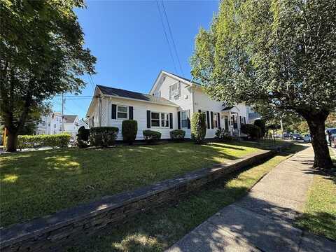 909 Roosevelt Avenue, Pawtucket, RI 02860