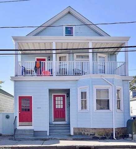693 Thames Street, Newport, RI 02840