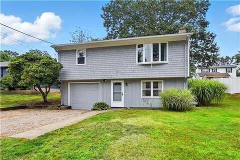 89 Spice Bush Trail, Narragansett, RI 02882