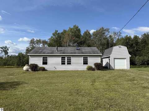 600 W Geers Road, Mc Bain, MI 49657