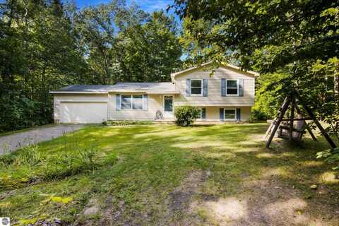 20922 Red Oak Drive, Lake Ann, MI 49650
