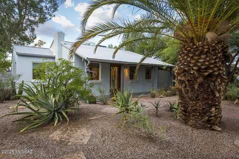 2901 E Lester Street, Tucson, AZ 85716