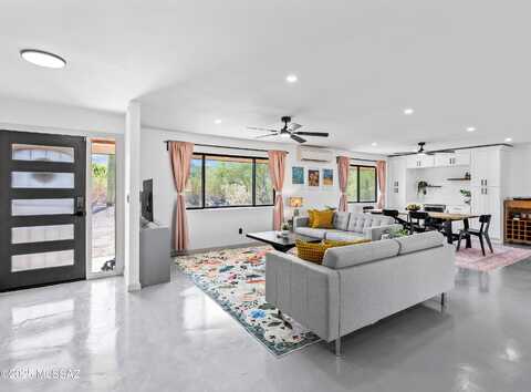 4410 W Ironwood Hill Drive, Tucson, AZ 85745