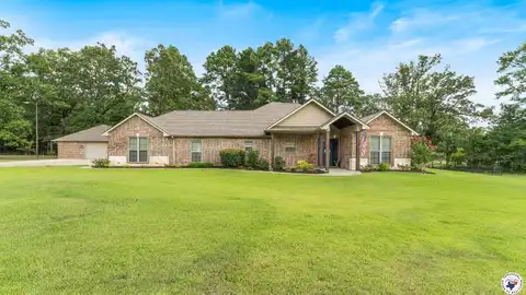 110 Hunters Cv, Texarkana, TX 75501