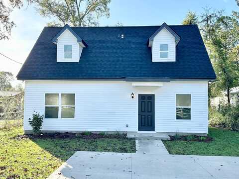 167 DR MARTIN LUTHER KING JR MEM Road, Crawfordville, FL 32327