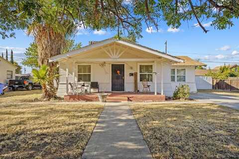 420 W Ivy Street, Hanford, CA 93230