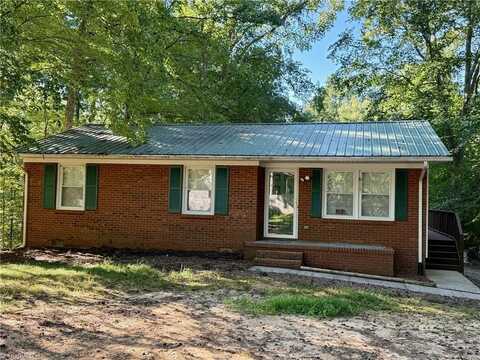 1045 Haywood Street, Eden, NC 27288
