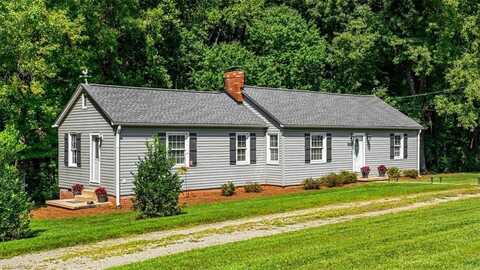1913 Beeson Road, Kernersville, NC 27284