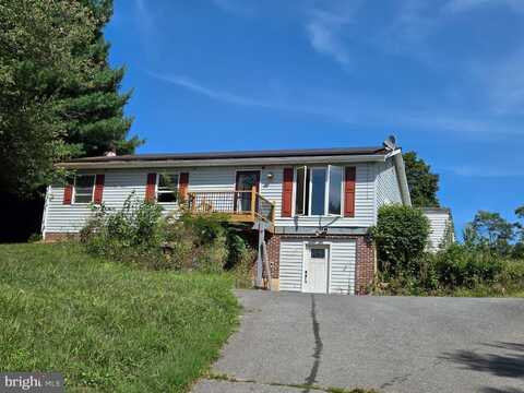 15 SHARON DRIVE, SHERMANS DALE, PA 17090