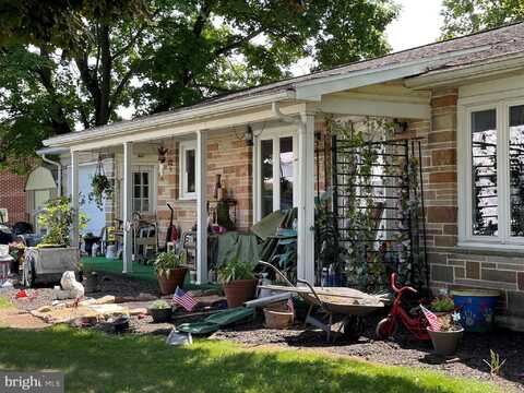 28334 N RT 35, MIFFLINTOWN, PA 17059