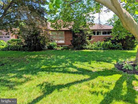 201 N LINDEN STREET, ROBESONIA, PA 19551