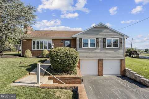 31 SPRINGCREST DRIVE, AKRON, PA 17501