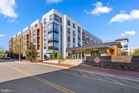 145 RIVERHAVEN, OXON HILL, MD 20745