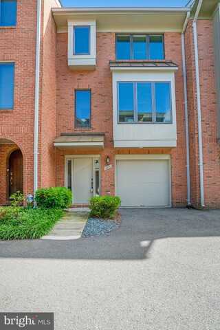 1975 N ADAMS STREET, ARLINGTON, VA 22201