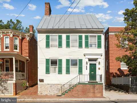 121 N WASHINGTON STREET, WINCHESTER, VA 22601