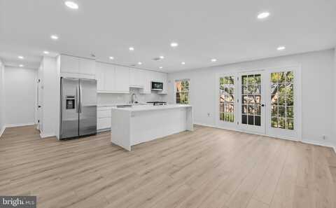 9459 FAIRFAX BOULEVARD, FAIRFAX, VA 22031