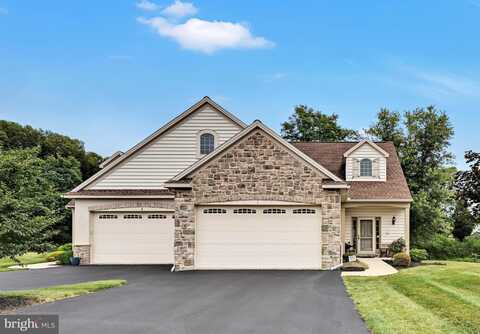1 PFAUTZ CIRCLE, ELIZABETHTOWN, PA 17022