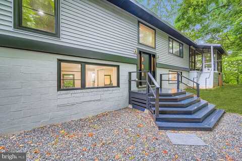 3203 BREZINA PLACE, EDGEWATER, MD 21037