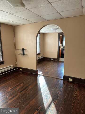 231 NORTH LOCUST, HAGERSTOWN, MD 21740