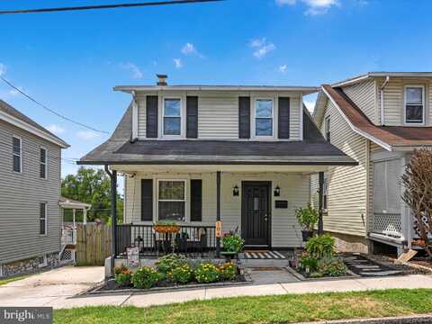 104 S 18TH STREET, CAMP HILL, PA 17011