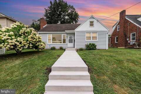 19 W MAPLEWOOD AVENUE, MECHANICSBURG, PA 17055