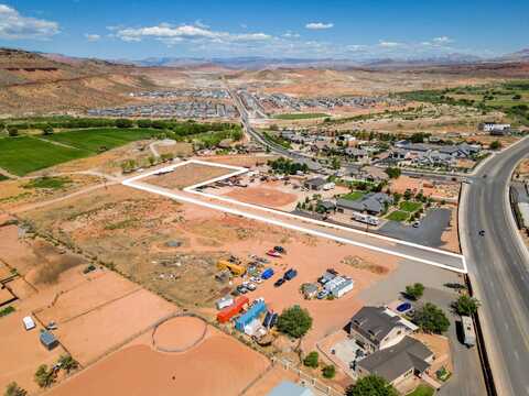 S 2325 E, Washington, UT 84780