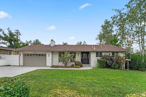7006 S CHRIS E, Cottonwood Heights, UT 84121