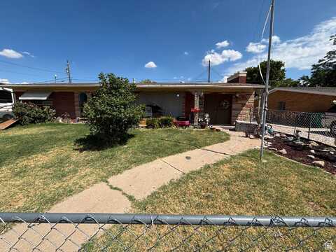 5662 S 2450 W, Roy, UT 84067