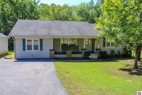 323 Cactus Dr, Benton, KY 42025